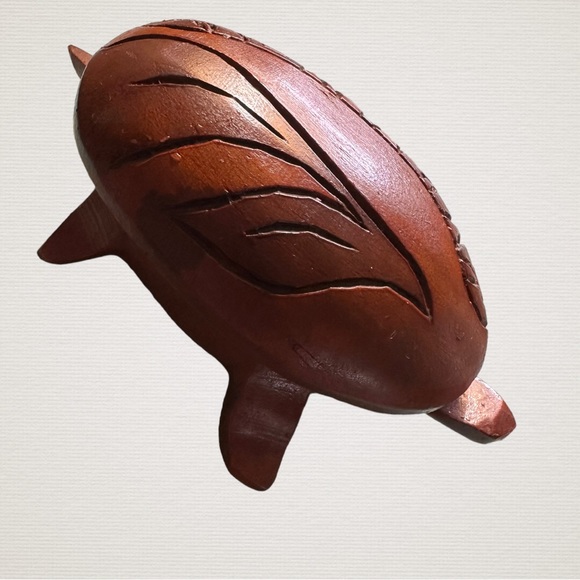 Vintage Hand carved Wood Turtle Tortoise Trinket Box Lid Opens 6” - Picture 3 of 8